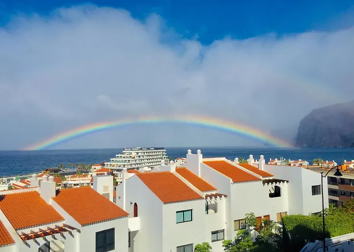 Apartment Oceanfront With Gigantes And La Gomera Views Puerto de Santiago (Tenerife)