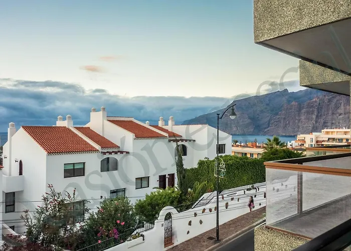 Apartment Oceanfront With Gigantes And La Gomera Views *